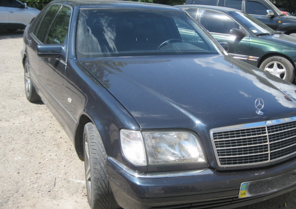 В Геническе обнаружили угнанный «Mercedes-Benz»