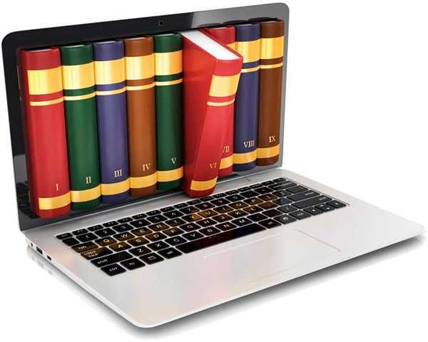 Книги и ноутбук