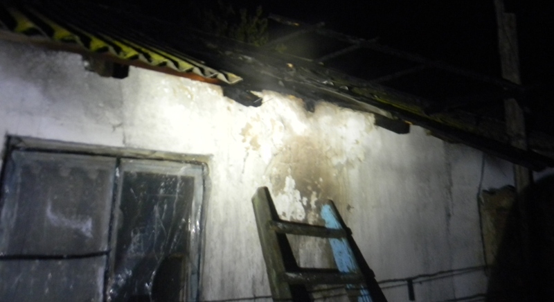 В Каховском районе горел жилой дом