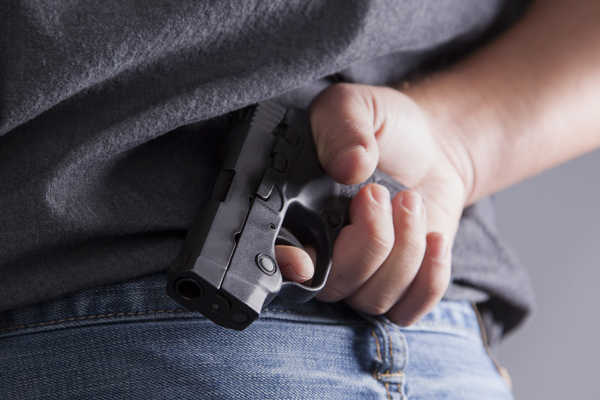 Пистолет-зажигалка - как ограбить магазин без оружия и получить срок