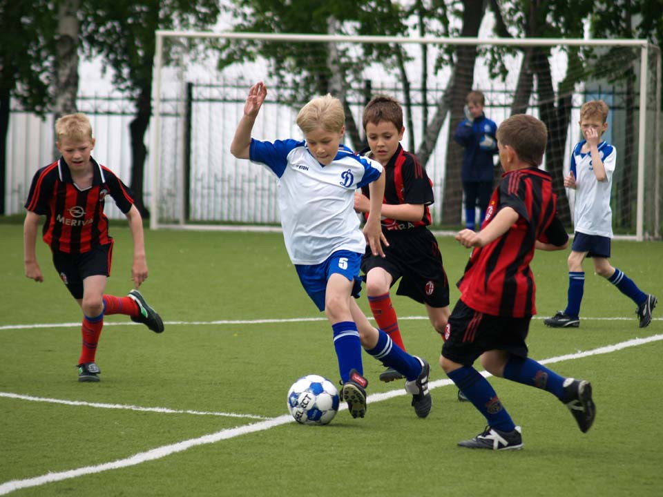 Новость В Херсонской области планируют обустроить 100 детско-юношеских площадок для футбола