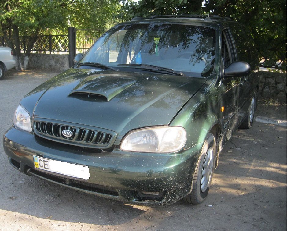 В Геническе обнаружили авто с поддельными номерами