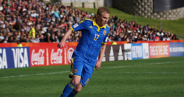 Херсонец стал лучшим молодым игроком Украины