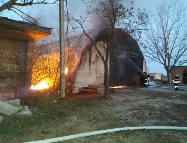 Пожежа в ангарі Нової Каховки