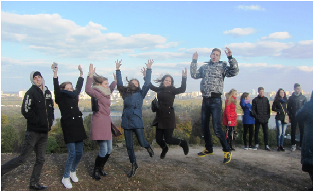 Школьники Херсонщины участвовали во Всеукраинском патриотическом Форуме