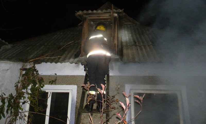 В Каховском районе во время пожара погиб хозяин дома