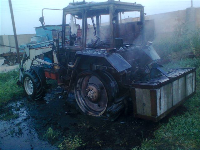 Новость На Херсонщине у фермера загорелся трактор