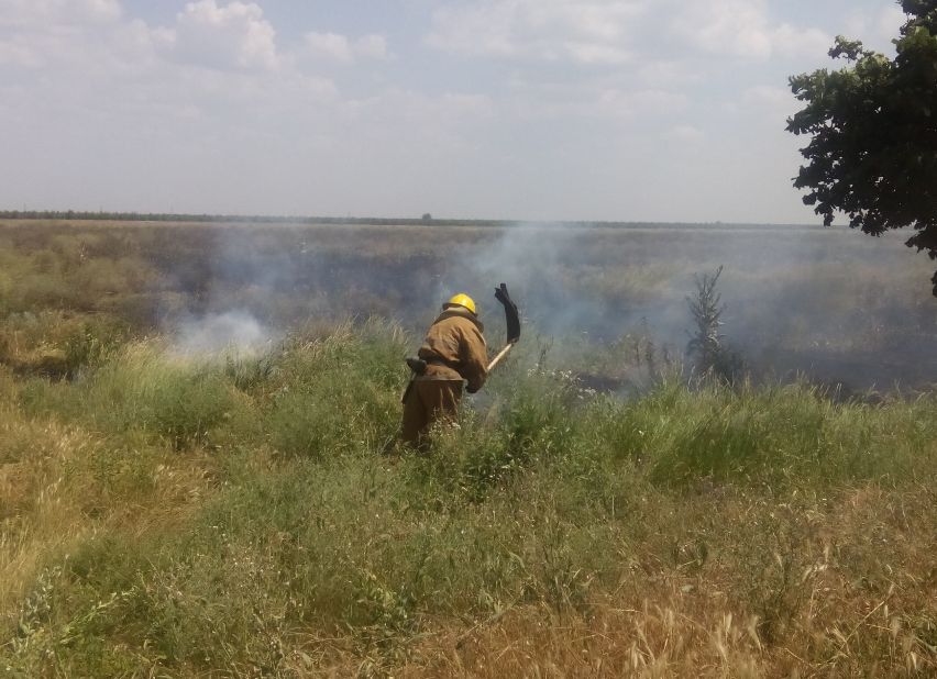 На Херсонщине из-за жары участились пожары на открытых территориях