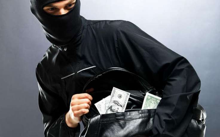 Новокаховского «вора в законе» поймали на ограблении магазина