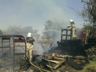 С пожаром в Каланчакском районе боролись на протяжении 5 часов