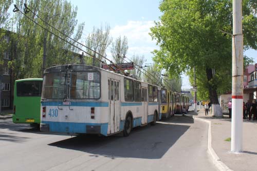 Херсонским коммунальщикам помогают киевские троллейбусы