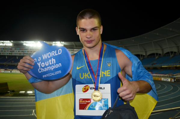 Новокаховчанин прошел в финал Чемпионата Мира в метании молота