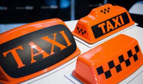 Задержание таксистов без лицензии в Херсоне
