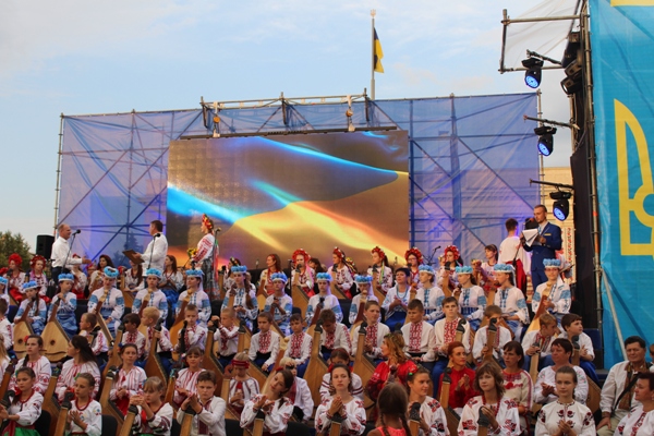 Херсонці відзначили 25 річницю Незалежності України