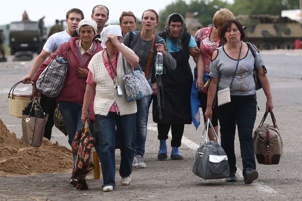Новость Скадовская журналистка презентует книгу о переселенцах из Донбасса