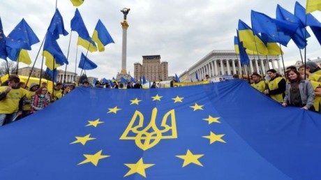 Новость Годовщина начала Евромайдана стала государственным праздником