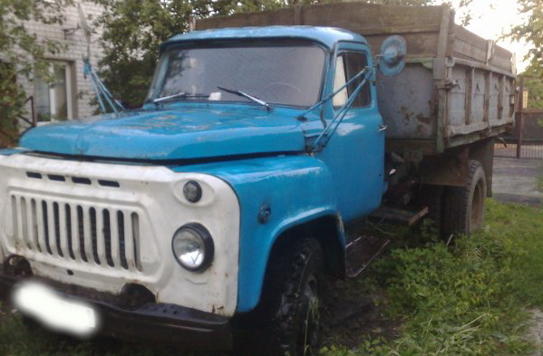 На Херсонщине угнанный «ГАЗ-53» попал в ДТП
