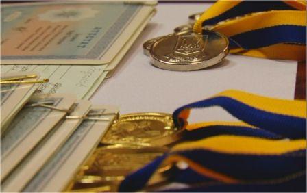 125 выпускников Херсонщины медаль не подтвердили
