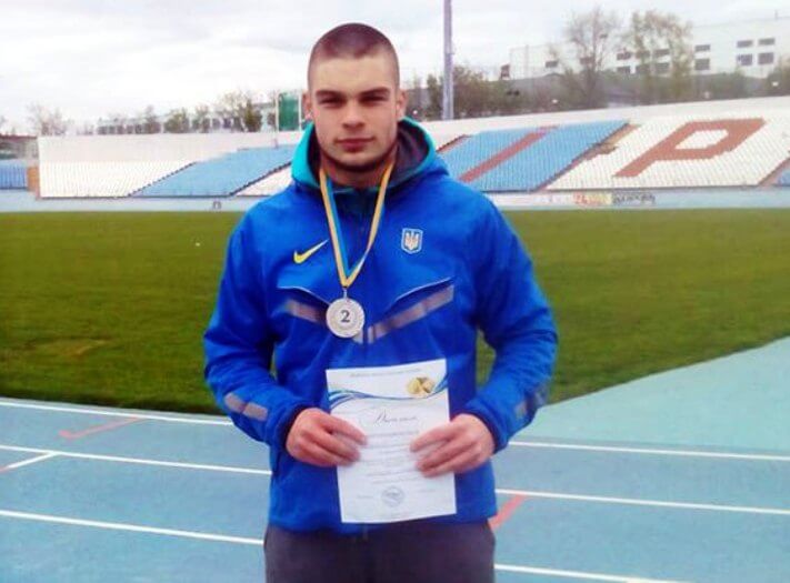 Новокаховчанин победил на Всеукраинских соревнованиях по легкой атлетике