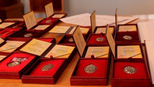 Четыре жителя Херсонщины получили звания Заслуженных