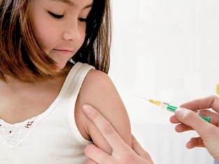 Вакцинация от полиомиелита продолжается