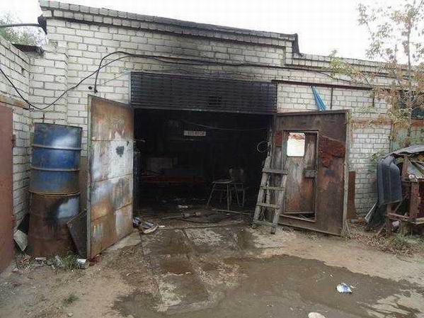 Новость В Херсоне тушили пожар в гаражном кооперативе