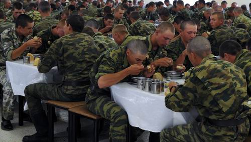 Медленное приготовление пищи прервало солдату жизнь