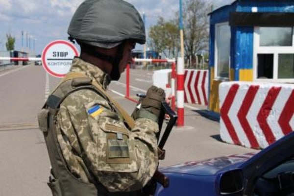 Новость Пограничники Херсонщины не пропустили в Украину 104 иностранцев