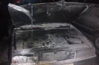 Новость В Херсоні на автостоянці загорілися три автівки