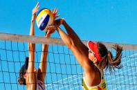 В Гидропарке проходит турнир по пляжному волейболу