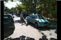 Новость Полицейские эвакуировали автомобиль, перекрывший проезд (ФОТО)