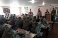 Новость Представители Бериславской райгосадминистрации поздравили военнослужащих