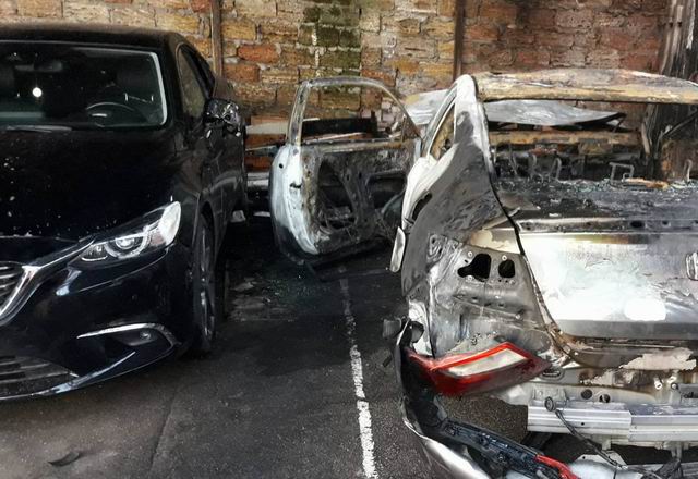 В Херсоне сгорел автомобиль Хонда Аккорд